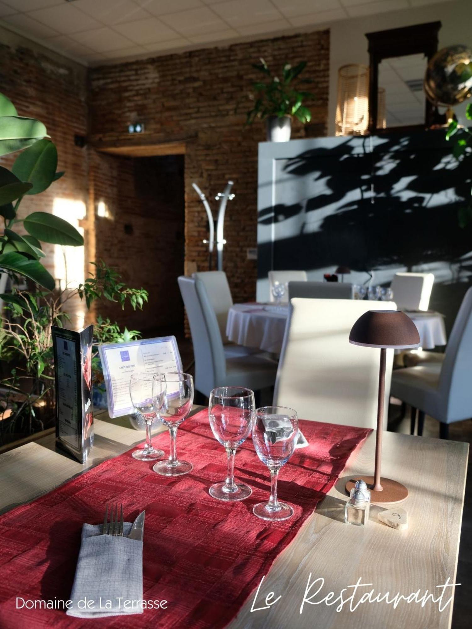 Appartamento Domaine De La Terrasse Carbonne Esterno foto